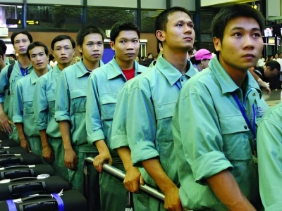 Góc nhìn: Để không còn bối rối với lao động nước ngoài